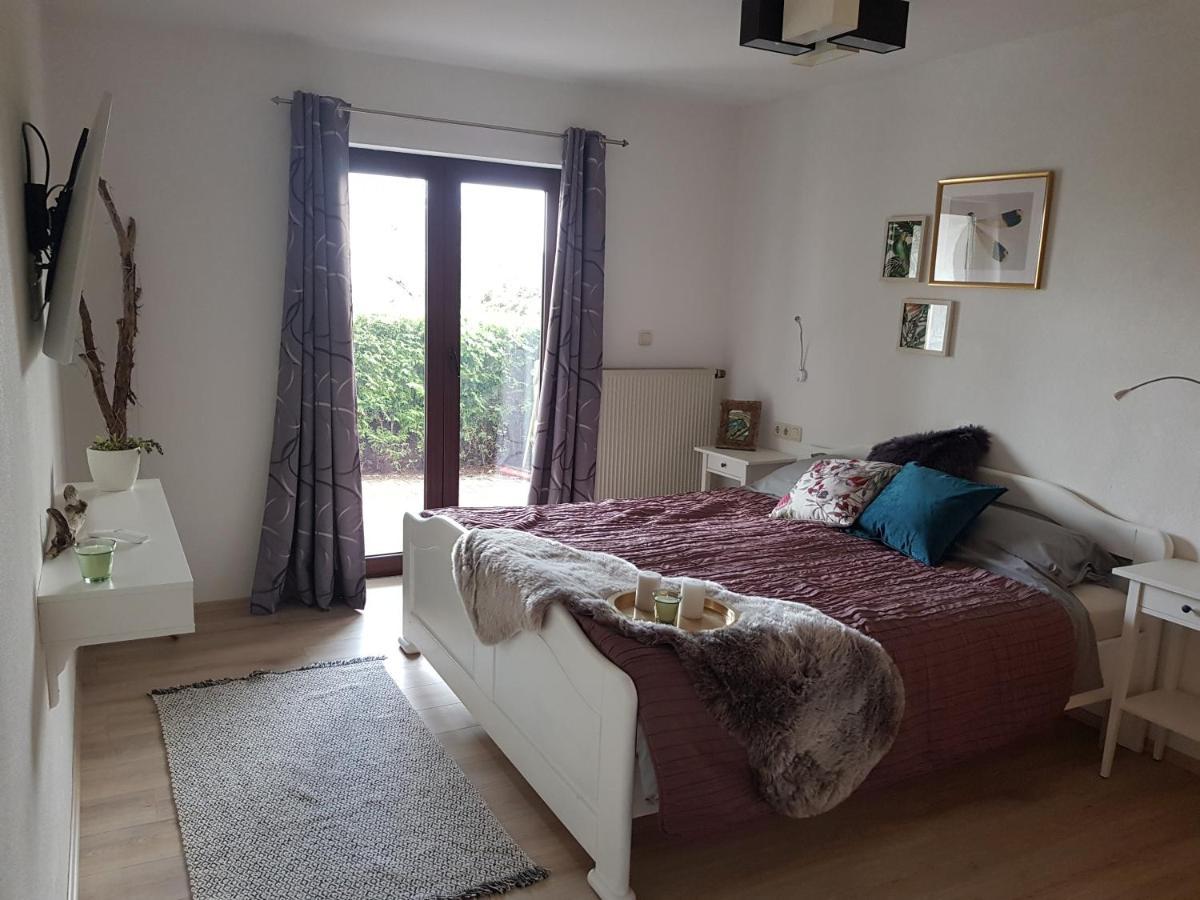 Rosenschloesschen Appartement Landkern Buitenkant foto